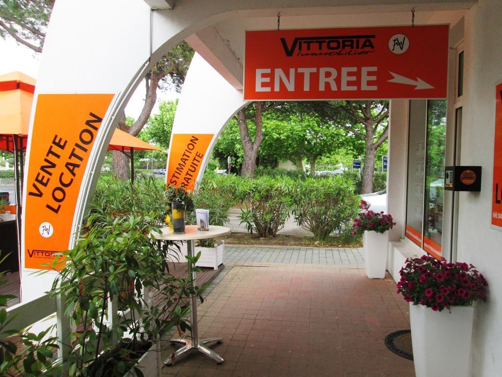 Vittoria Immobilier 9 -Reglement Sur Place - Cheques Vacances Acceptes La Grande-Motte Kültér fotó